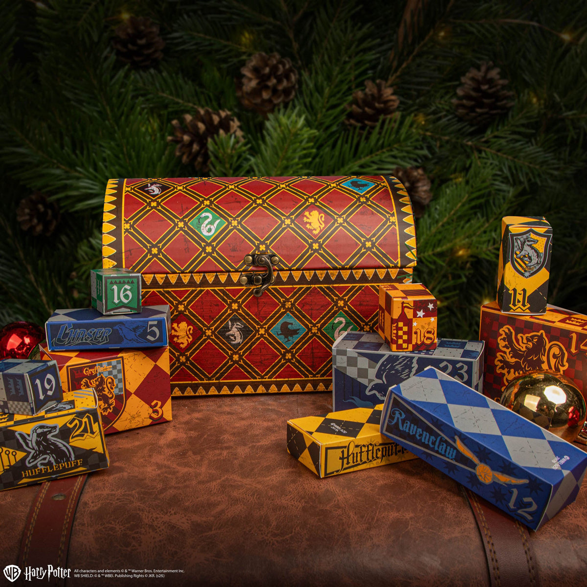 Harry-Potter-Advent-Calendar-Quidditch-Deluxe-2025-10