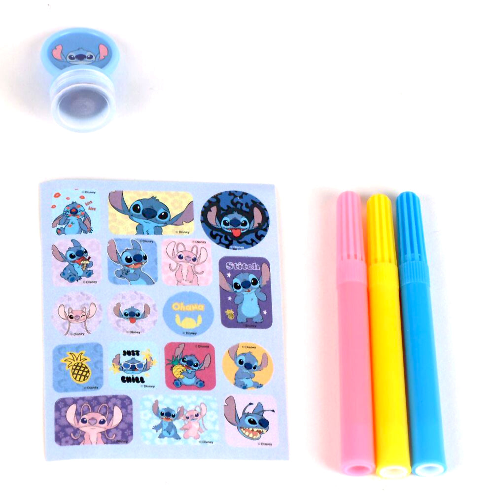 Disney-Stitch-Notebook-Set-Stickers-en-Stiften-03