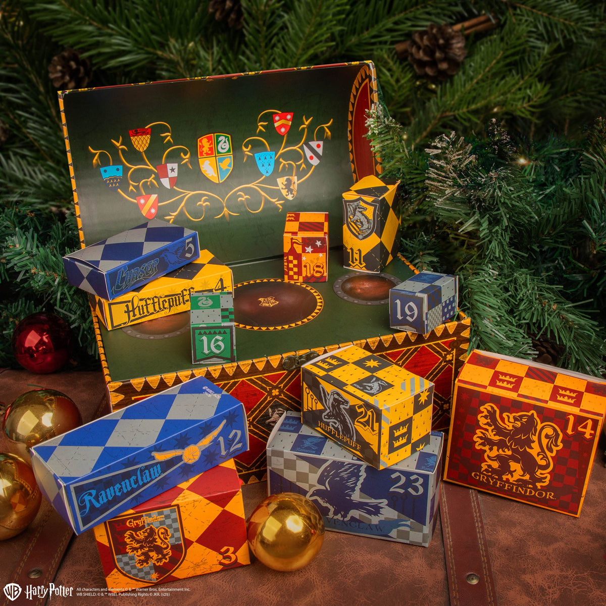 Harry-Potter-Advent-Calendar-Quidditch-Deluxe-2025-11